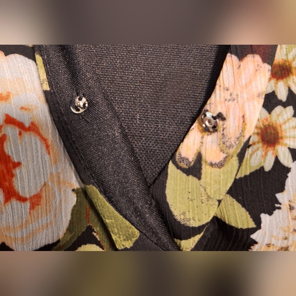 DISNEY Beauty and the Beast women's long dress with vibrant floral print. Size M - Picture 6 of 8